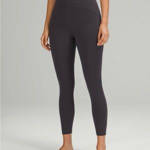 Lululemon Black InStill High-Rise Tight 25” - Size 2 Excellent condition!